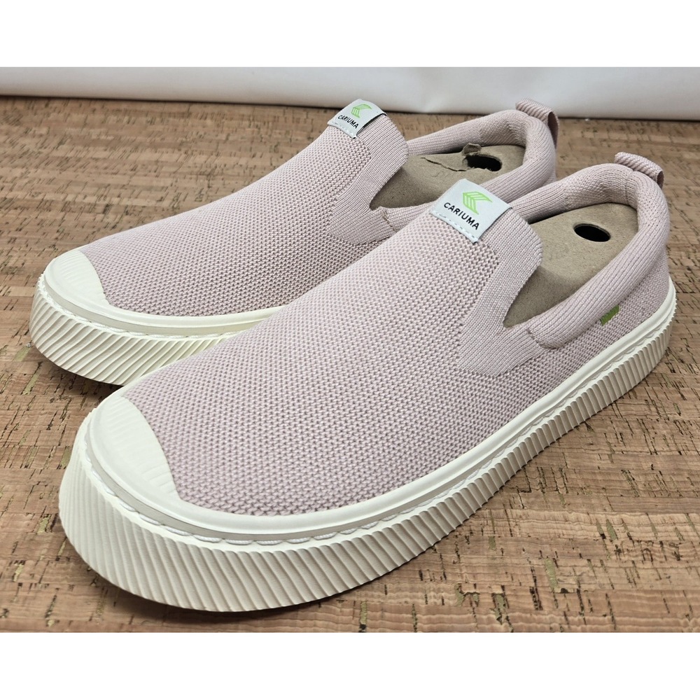 Cariuma Ibi Slip-On Casual Sneaker Womens 10 Mens 8.5 Round Toe Rose Knit  Shoes